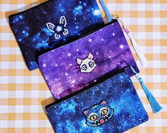 Handgemaakt Galaxy-etui met kruissteek: Sailor Moon, K-Pop, Zelda