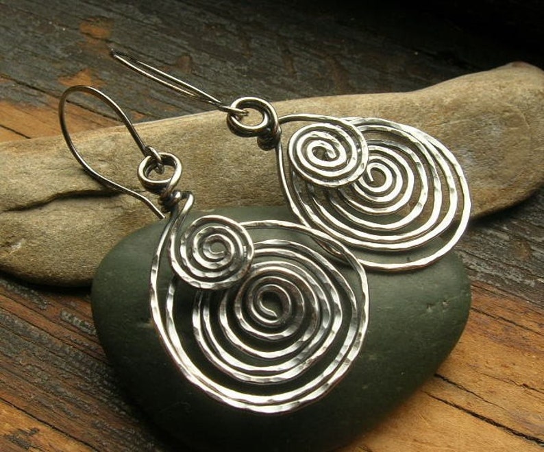 Hammered Wire Work Earrings Wire Wrapped Earrings Etruscan Spiral