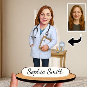Female Doctor Gift – Personalized Wooden Caricature Figurine, Custom Family Doctor Portrait Keepsake, Clinic Desk Decor
