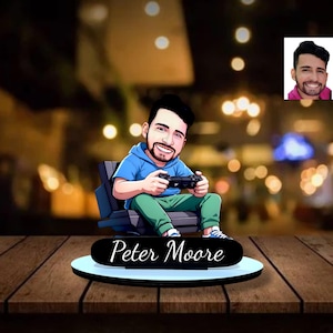 Statuetta personalizzata per giocatori, regalo personalizzato per giocatori di videogiochi, ritratto personalizzato di un cartone animato, decorazione per scrivania per giocatori, regalo personalizzato per giocatori di videogiochi.