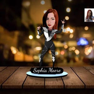 Gift for a rock singer, personalized wooden figure, personalized portrait of a rock singer, rock singer caricature, gift for her.