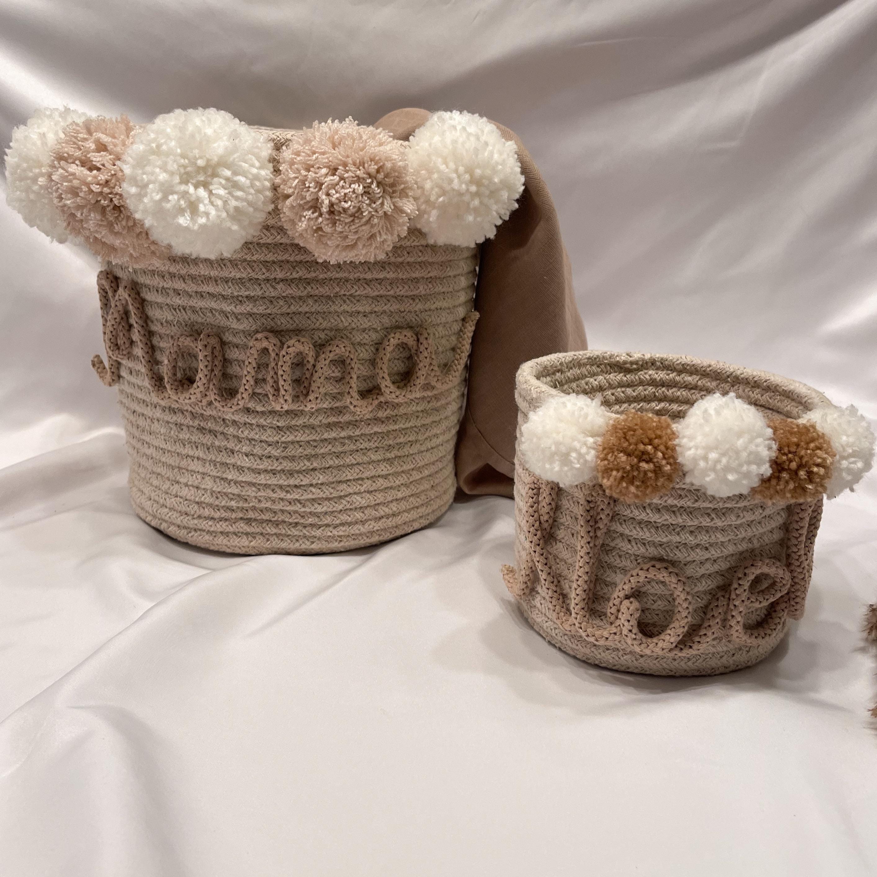 Seagrass basket with lettering made of wool personalized, gift, birth, decoration children's room, storage, with pompoms