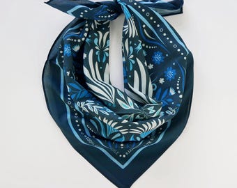 Seaside Green Ornamental Bandana Unique 100% Cotton Ocean  display picture 2