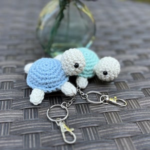 Crochet Turtle Keychain, Sea Turtle Keychain, Keyring, Bag accessory, gift ideas