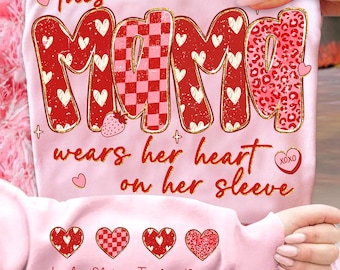 Denna mamma bär sitt hjärta på ärmen png, Preppy Mama Valentine Glitter png, Leopardrutig Valentine png, Hjärta Valentine png, Kärlek png