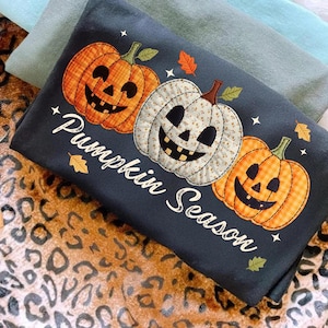 Saison des citrouilles preppy png, patchwork floral de citrouilles png, citrouilles d'automne png, png d'automne, png d'Halloween, sublimation d'automne, c'est la saison png