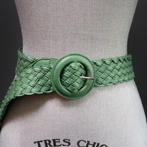 Vintage Woven Green Waist Belt w/ Circle Buckle, Faux Leather Crochet Belt, Thick Summer Braided Belt, Women&#39;s Medium, Waist Cinching