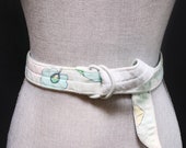 Vintage Light Floral Printed Denim Belt w Enamelled Powder Blue D Ring Buckles, Flower Pattern Cotton Canvas Belt, Preppy Hamptons Style,