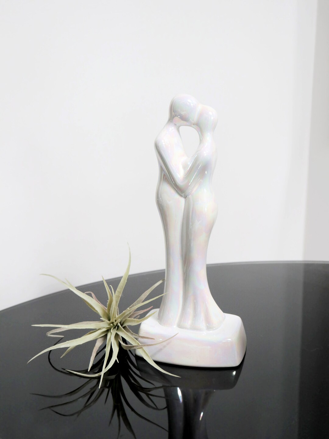 Vintage Iridescent Kissing Couple Figurine, Art Deco Modern Silhouette