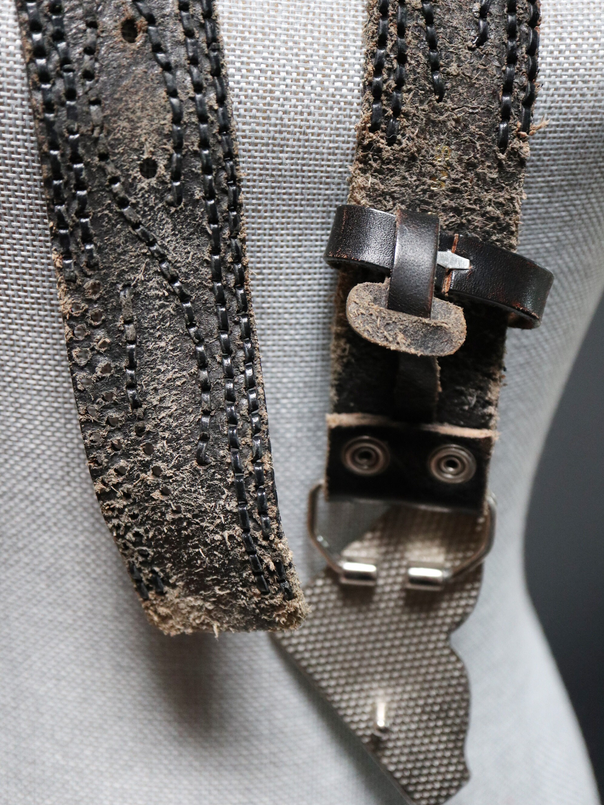 Y2K Black Leather Belt W/ Braided Top Stitch Detail & Large