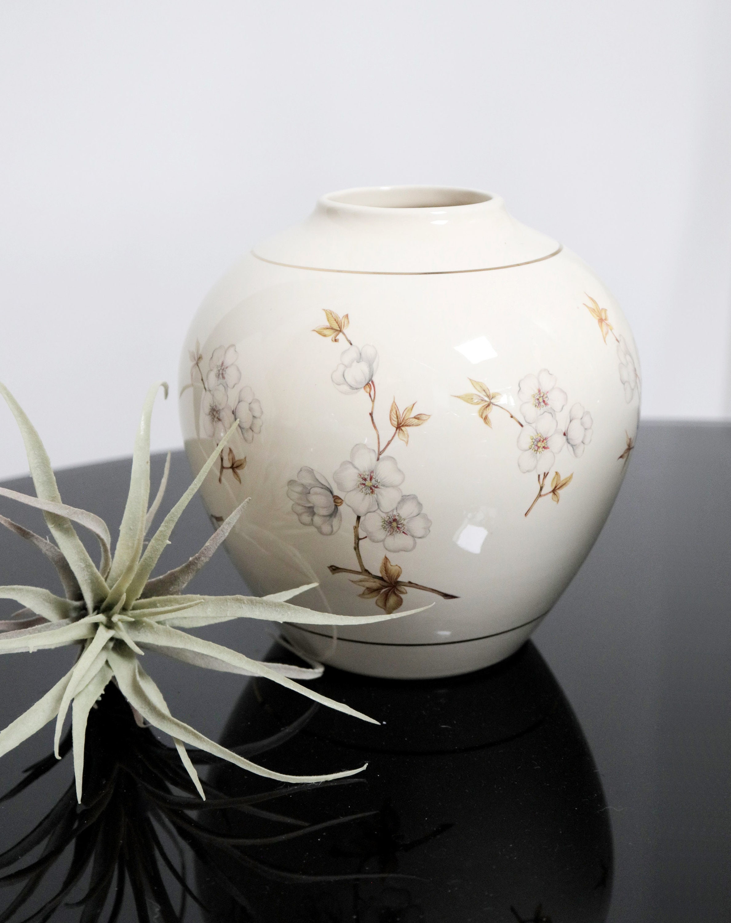 Vintage Vanilla Cherry Blossom' Vase W/ Gold Trim, Asian Inspired
