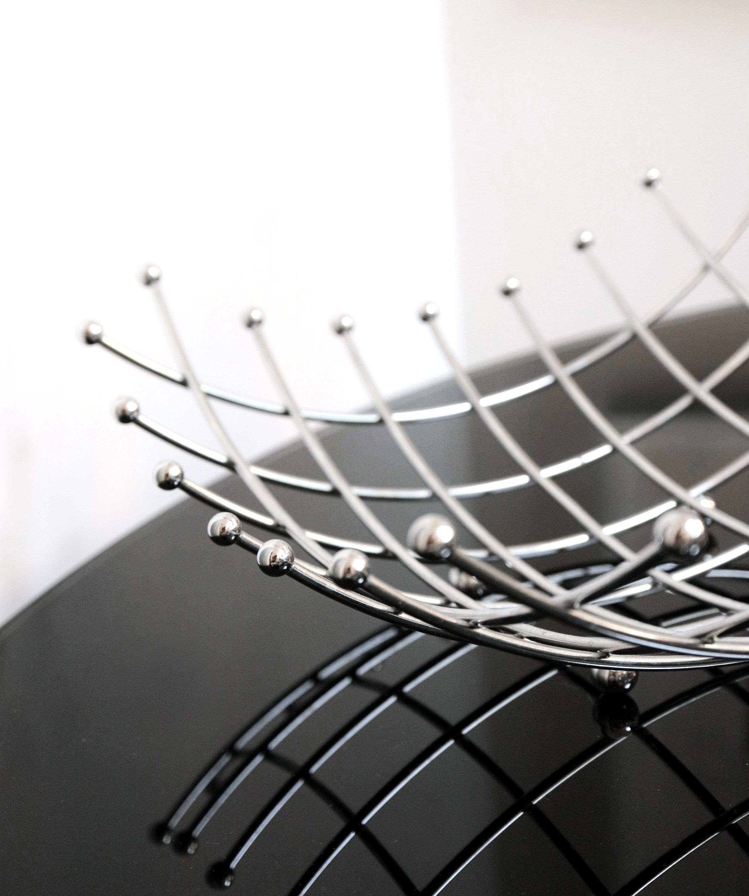 AS IS (corner Break) - 90s Space Age Wire Fruit Basket, Mid
