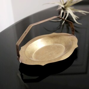 Vintage Etched Fancy Brass Shallow Basket w/ Swing Handle, Rustic Metal Trinket Dish, Modern Farmhouse Garden Decor, Bohemian Plant Shelf