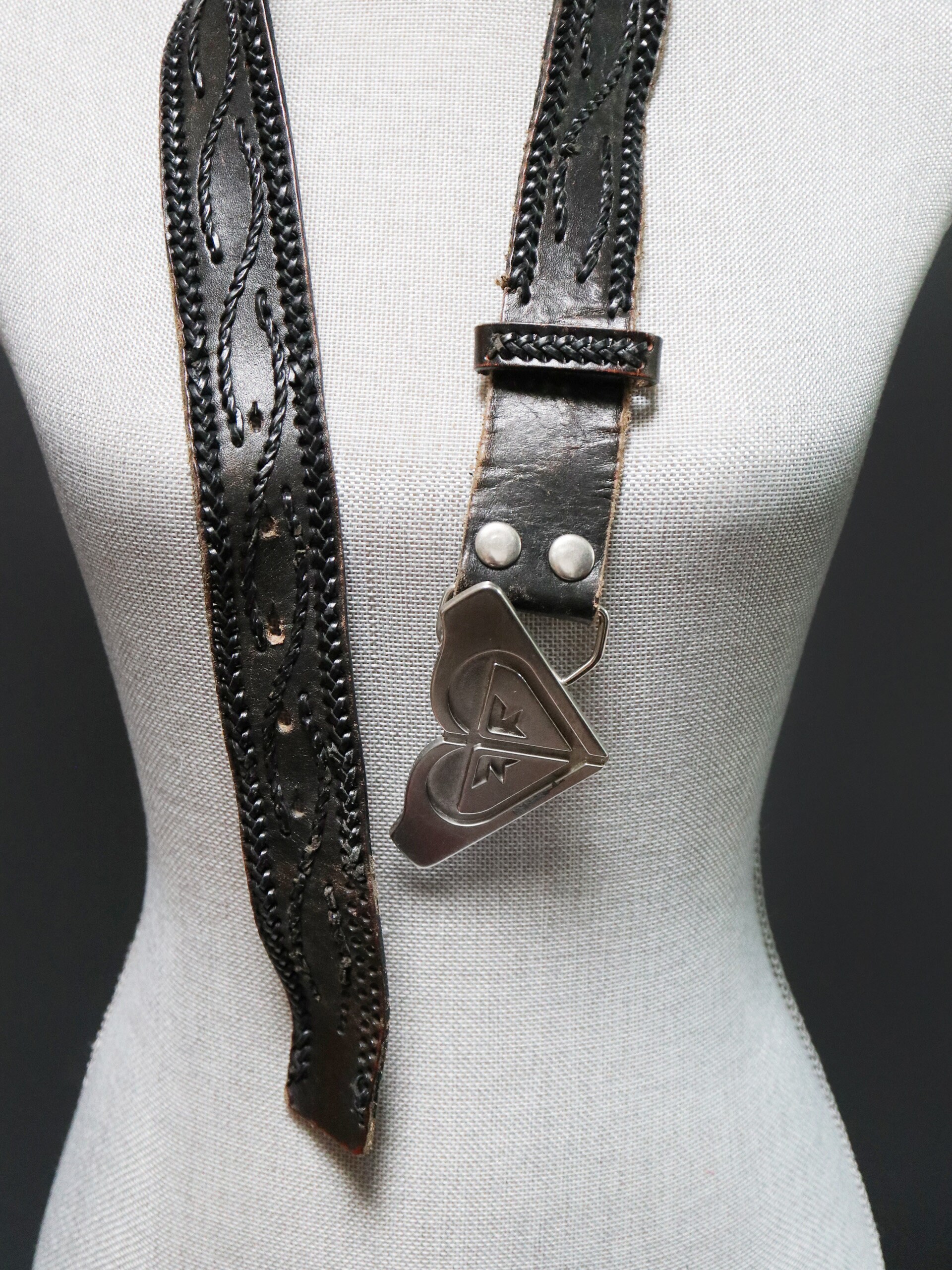 Y2K Black Leather Belt W/ Braided Top Stitch Detail & Large
