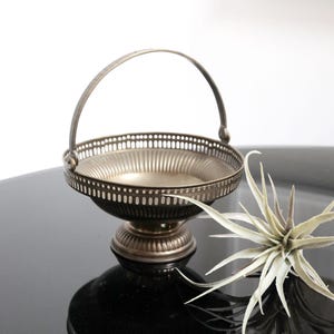 Vintage Round Brass Basket w/ Cutout Slits & Swing Handle, Rustic Metal Footed Trinket Dish, Farmhouse Garden Decor, Bohemian Plant Shelf