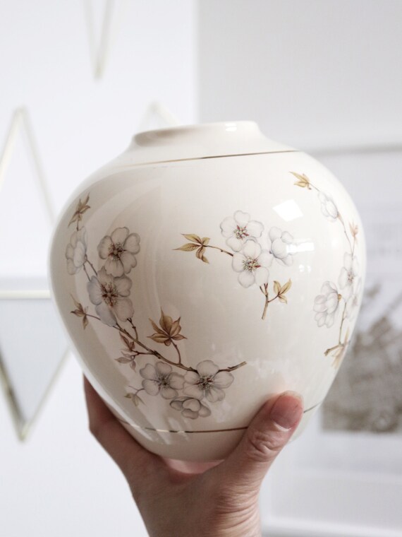 Vintage Vanilla Cherry Blossom' Vase W/ Gold Trim, Asian Inspired