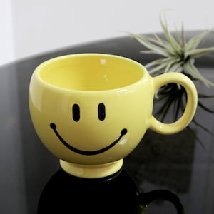 Vintage Yellow Happy Face Mug by Teleflora, Ceramic Soup Mug, 90s Throwback Hippie Decor, Kitchenware, Cozy Winter Coffee Cup, Smile