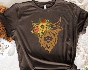 Highland Cow Graphic T-shirt, Flower T-shirt, Floral T-shirt, Cow Farmer T-shirt, Cow T-shirt, Gift for Her (S-2XL)