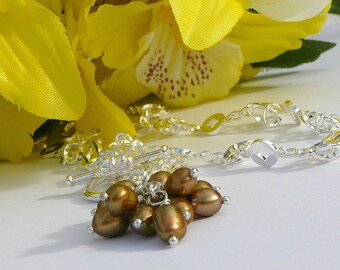 Nutmeg Golden Cluster  Necklace