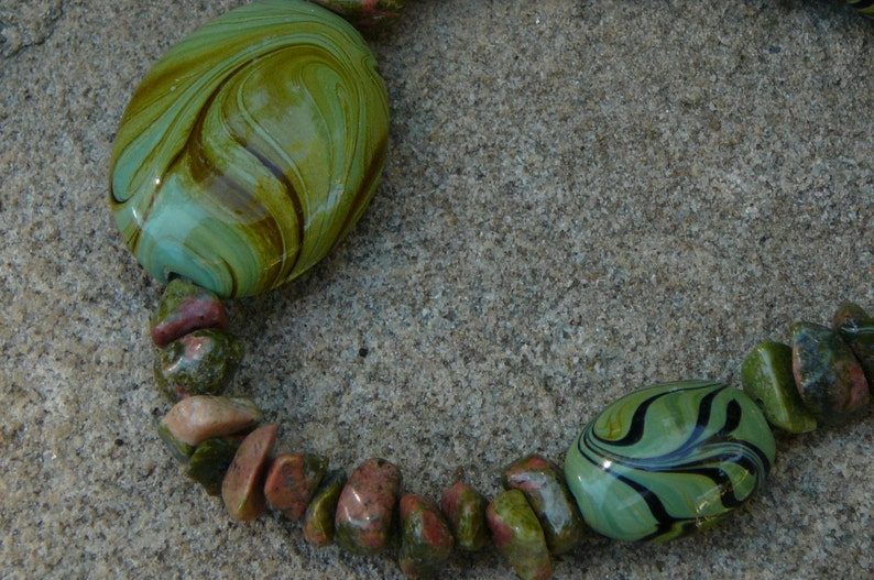 Agate Chips and Big Swirls Necklace image 3