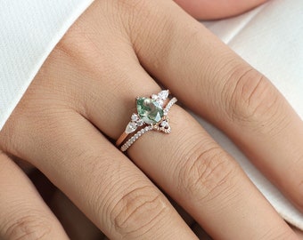 Moss Agate Pear Shaped Engagement Ring Set, Vintage 14k Solid Gold  Wedding Bridal Sets, Cluster Wedding Ring, Anniversary Ring Set for Her