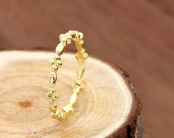 Minimalist Floral Wedding Band, 14k Gold Solid Gold Wedding Ring for Women,  Stacking Band Ring, Dainty Stackable Ring, Gold Rings for Her