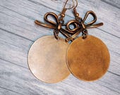 Copper Disc Earrings with Bows, Coquette 33mm Circle Earrings, Round Dangle Earrings, Lightweight Earrings