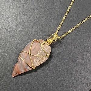 Small Arrow Head Necklace Gold, Minimalist Protection Amulet, Stone Arrowhead Necklace for Men, Women, Adjustable Cord or Chain