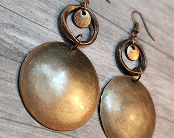 3 Inch Long Hammered Copper Disc Earrings, 33mm Circle Earrings, 1.3 Inch Round Dangle Earrings, Lightweight Earrings