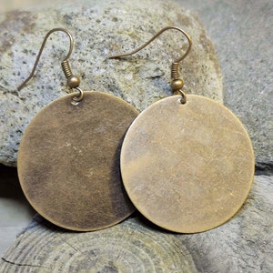 Large Bronze Disc Earrings, Antiqued Brass 33mm Circle Earrings, 1.3 Inch Round Dangle Earrings, Lightweight Earrings