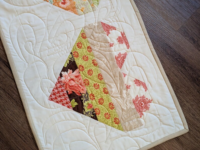 Take Heart Table Runner, Fig Tree Somerset - Etsy