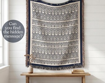 Coperta personalizzata con messaggio nascosto, stile Hamptons, in cotone intrecciato, con nome di famiglia, ideale come regalo per la casa al mare o per la costa orientale.