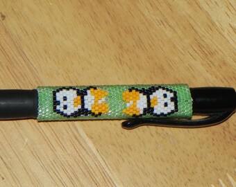 Penguins Pen Wrap