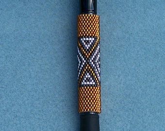 Diamonds and Triangles G2 Pen Wrap