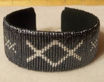 Inguz Viking Rune Loom Bracelet
