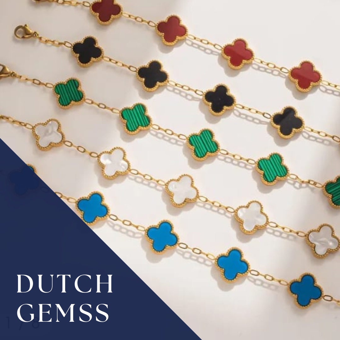 Four leaf clover diamond bracelet