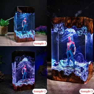 Diorama Spiderman, Funny Spider Man Characters Resin Lamp, Home Decor, Resin Wood Desk, Superhero Desk Decor, Epoxy Resin, Gift For Him