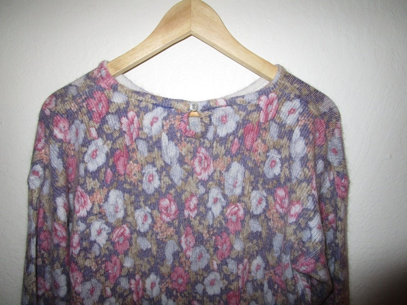 Soft Silk Angora Blend Floral Sweater by Private Party Vintage 80/'s Lavender and Pink Size Medium