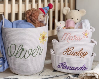 Gepersonaliseerde baby shower cadeaumand, touw katoenen babycadeaumand, babycadeaumand, speelgoedmand, pasgeboren cadeau, aangepaste babynaamcadeau