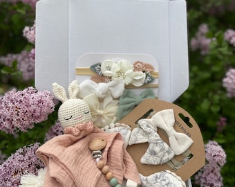 Baby Girl Gift, Baby Shower Gift Box for Girl, Gift for Newborn, Mom to be Gift, Newborn Baby Girl Gift Essential Set