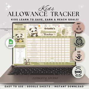 Op de afbeelding: Een laptop toont een digitale "Kids Allowance Tracker" met panda-illustraties. De tracker, ontworpen voor Google Sheets, helpt kinderen te sparen en te verdienen. Het scherm toont een raster voor het bijhouden van zakgeld, met valuta- en beloningsopties.