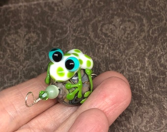 Lampwork froggie pendant