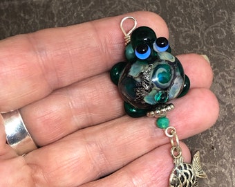 Lampwork turtle pendant