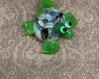 Lampwork turtle bead