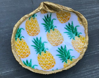 Pineapple Shell Ring Dish, Jewelry Holder, Ring Holder, Trinket Dish, Beach Decor, Coastal Decor, Bridal Showers Beach Favors Gift Hostess