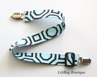 LiliBug Blue and Chocolate Brown Adjustable Nursing and Bib Clip