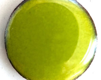 Pearly's emailpoeder nr. 449 dekkend geelgroen 3 oz. (85 gr.) Ideaal voor het emailleren van toorts/oven/cloisonné en natte verpakkingen