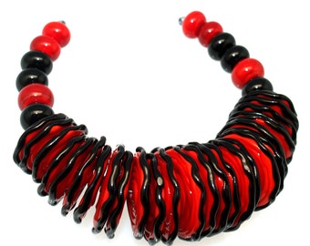 Lampwork Beads, Red and black disc,  lampwork glass beads, handmade beads, lampwork beads sra, handemade lampwork, glass beads,  MTO