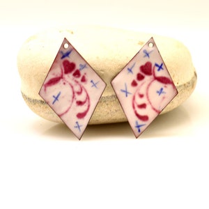 Hearts in rhombus shape Enameled copper  jewelry making,  copper jewelry, copper earrings, enameled copper, jewelry component