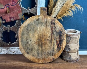 Round Walnut Wood Cutting Board, Vintage Board,  Rustic Cutting Board, Wood Cheese and Serving Platter, Wooden Pizza Board